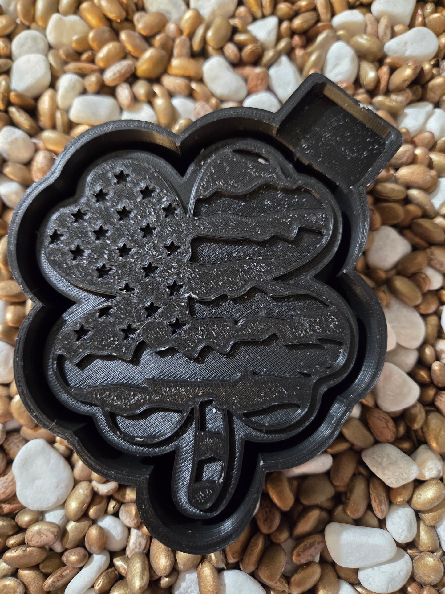 Clover Flag Freshie Mold
