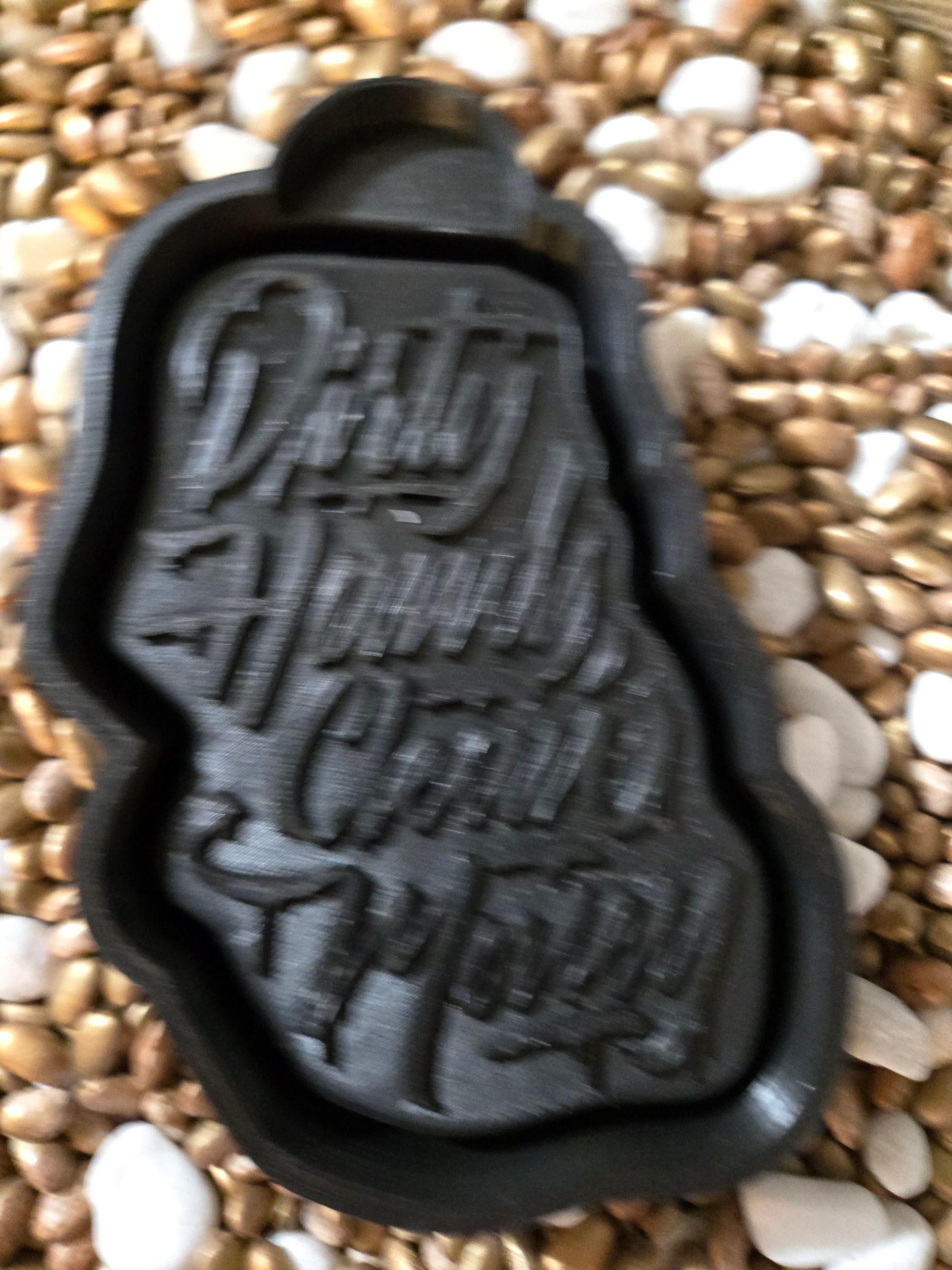 Dirty Hands Freshie Mold