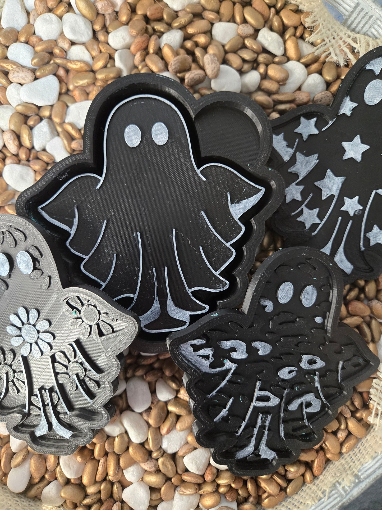 0870. Ghost Freshie Mold And 3 inserts