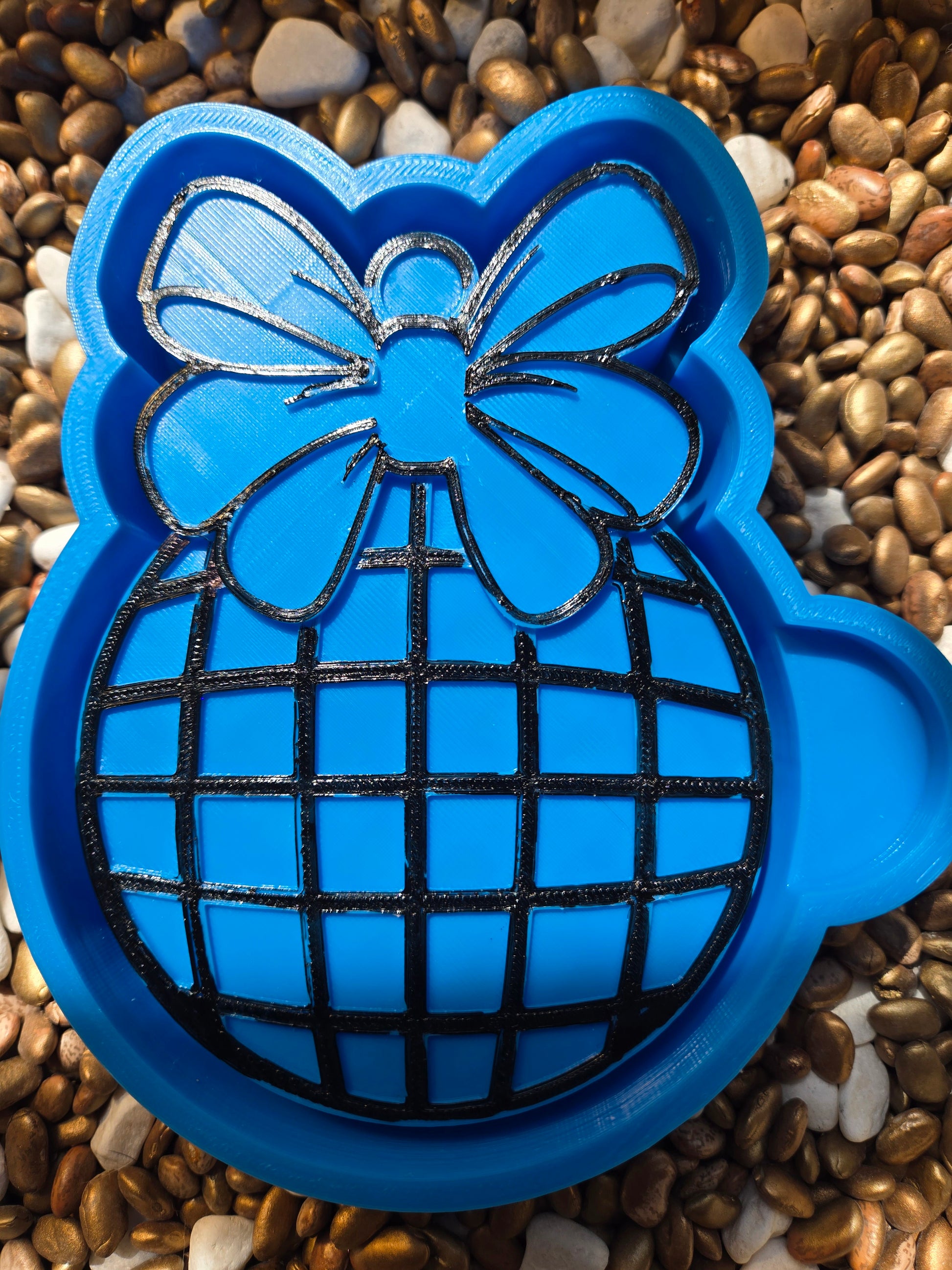 Disco Bow Freshie Mold