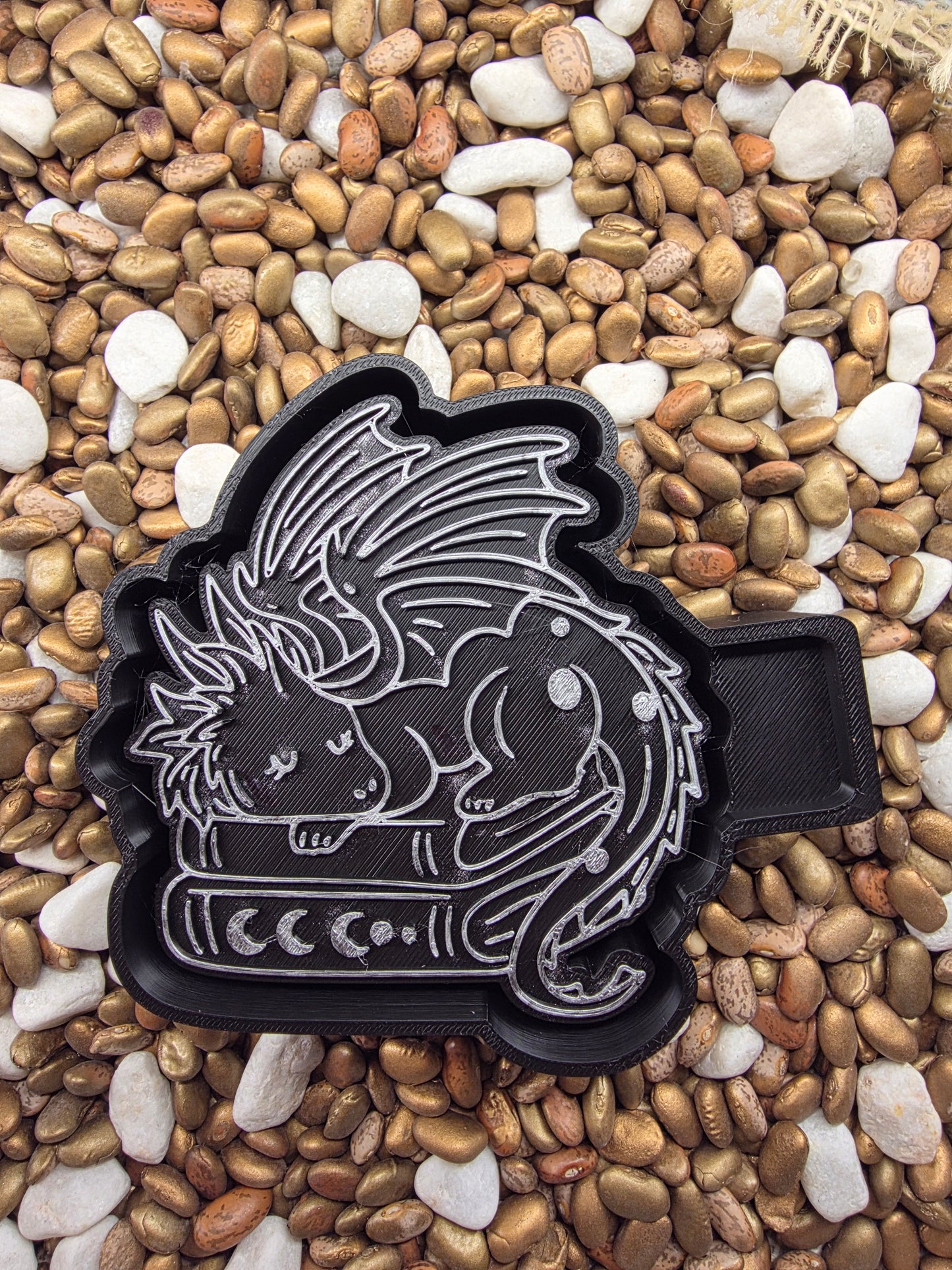 Dragon Books Freshie Mold