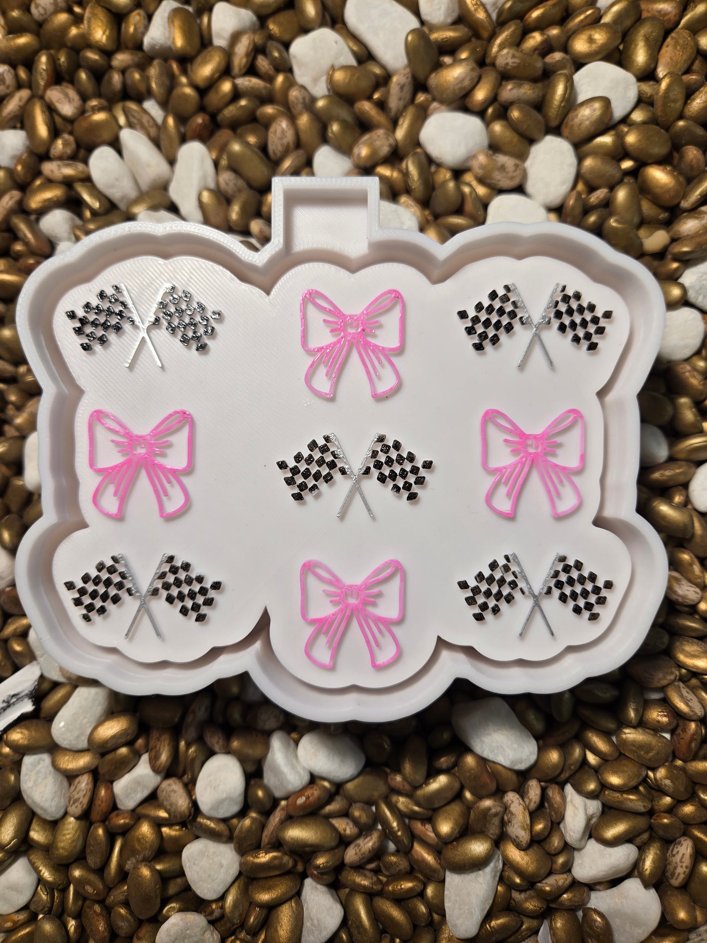 Flag and Ribbon Freshie Mold