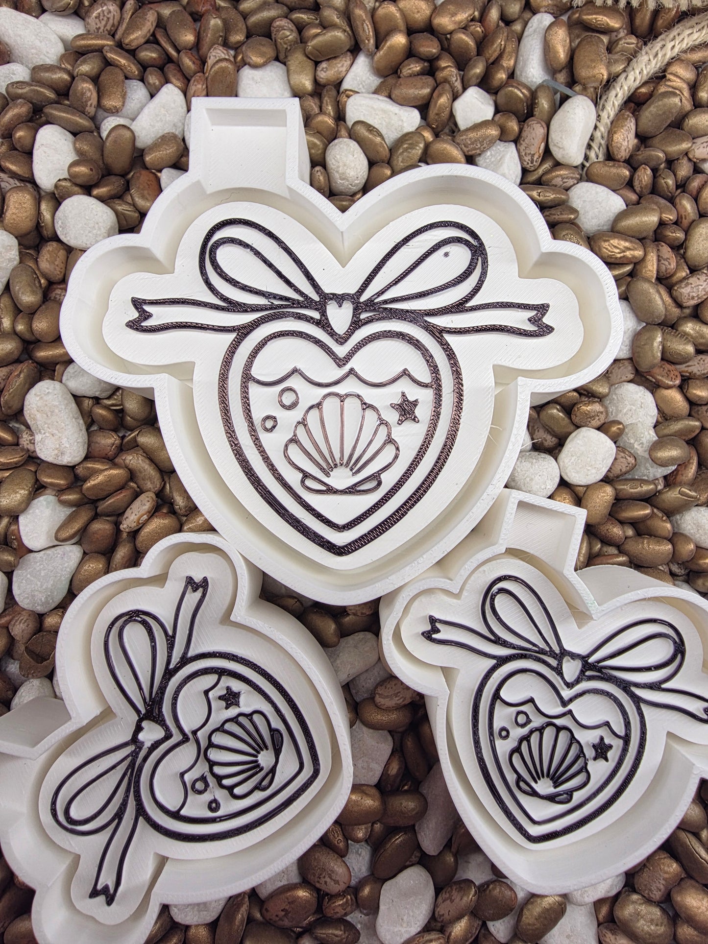 Heart clam Freshie Mold/Vent Clip