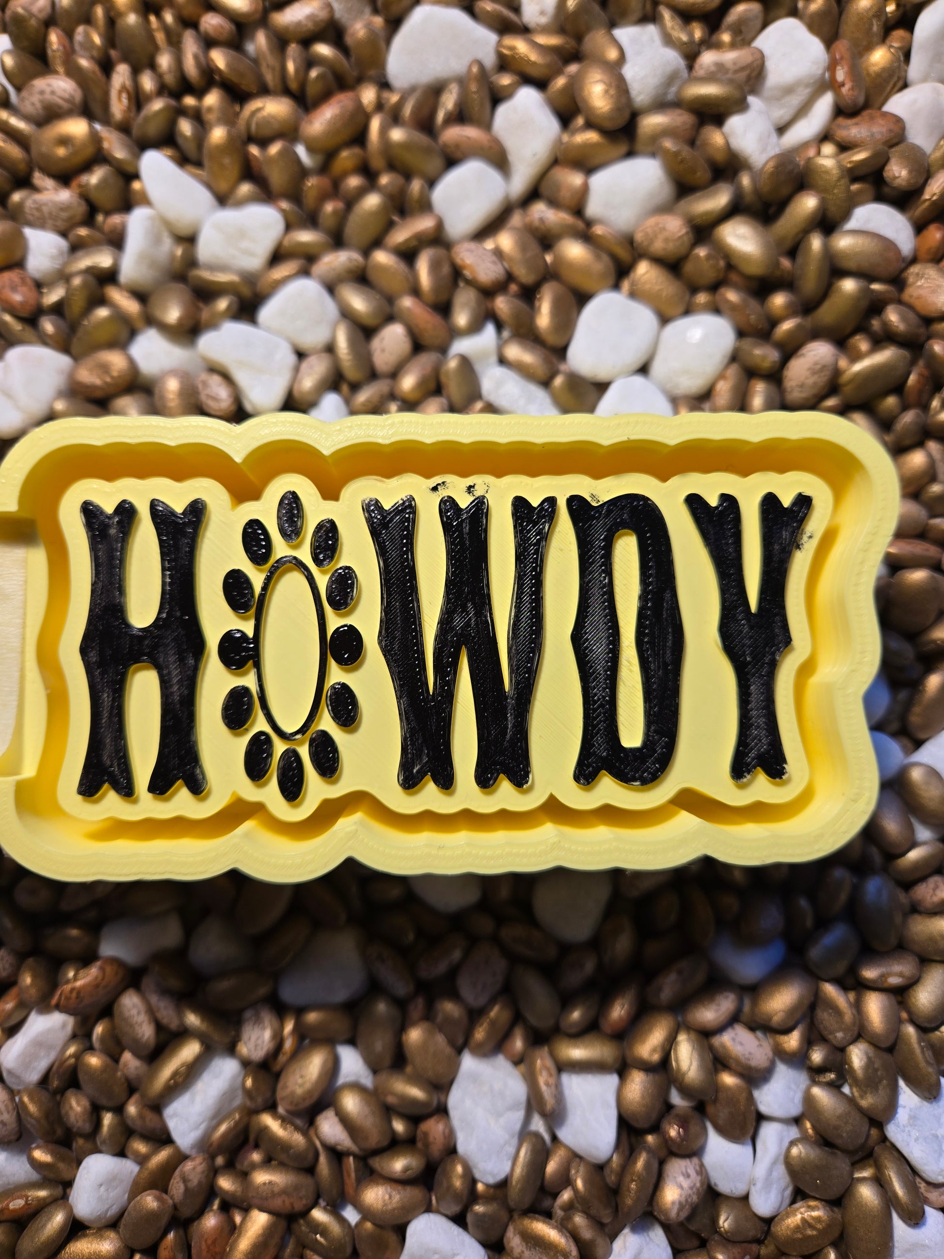 Howdy Freshie Mold