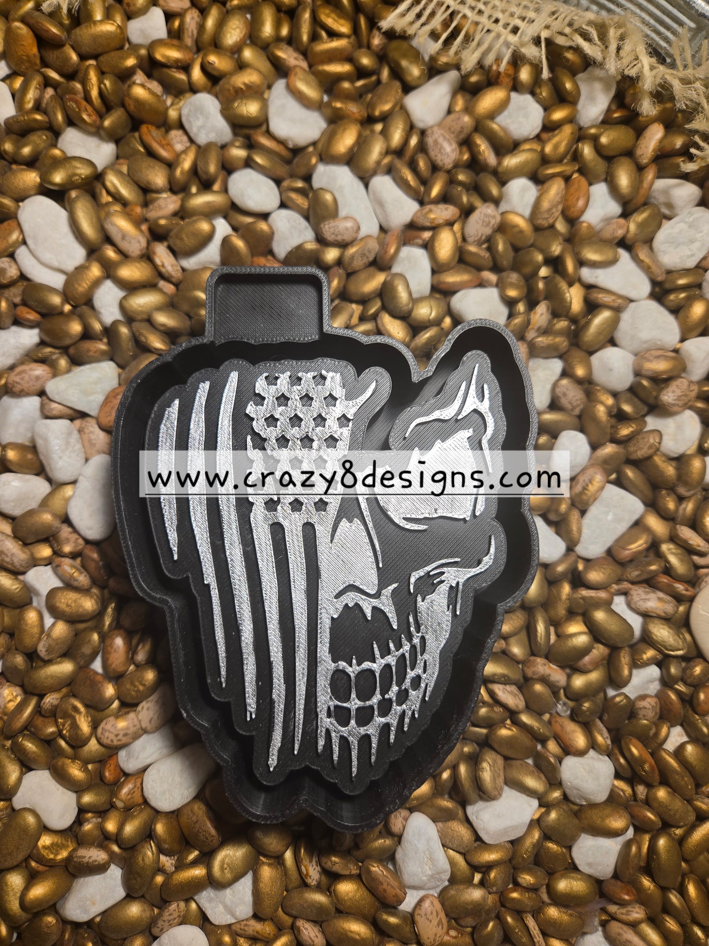 Skull Flag Freshie Mold