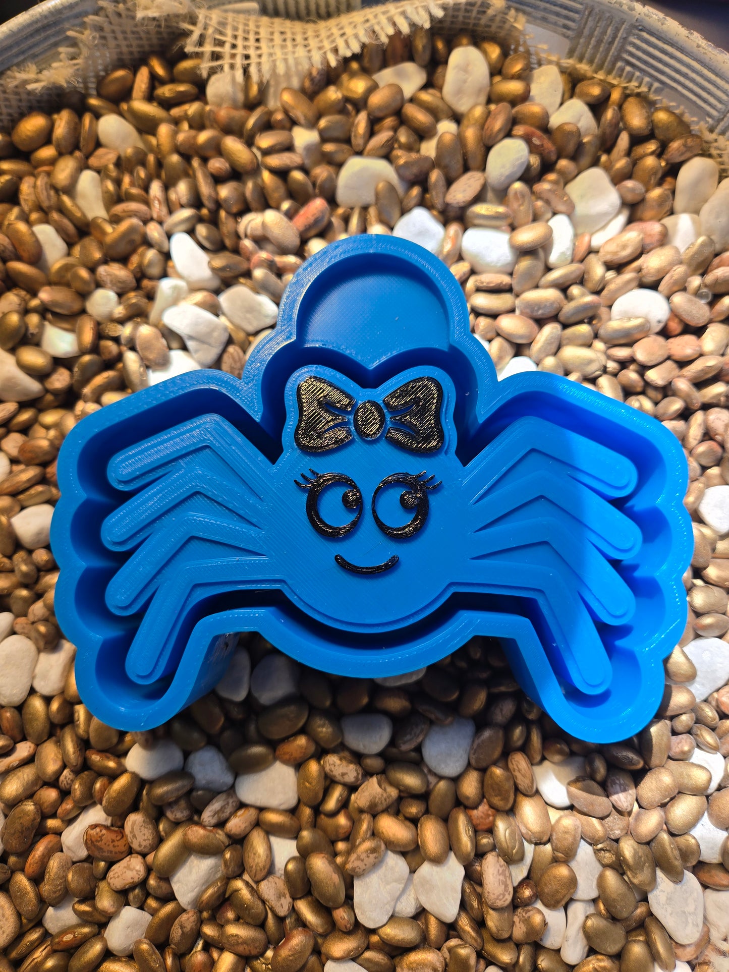 Spider Bow Freshie Mold