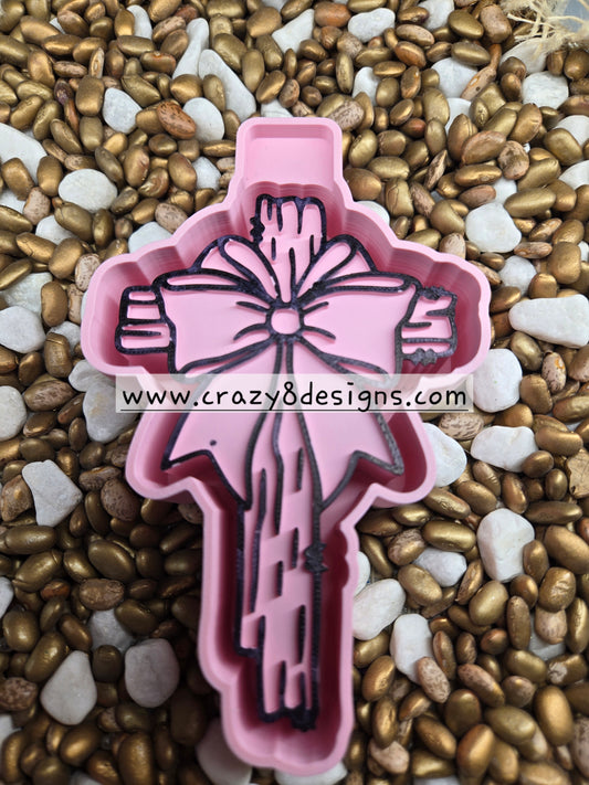 1910. Rugged Cross Freshie Mold