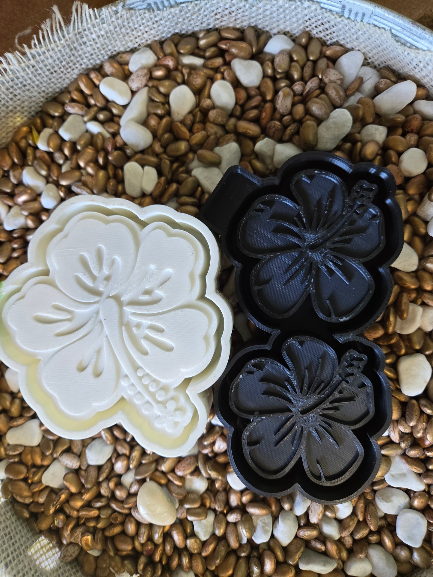 Flower Mold and vent clip set 