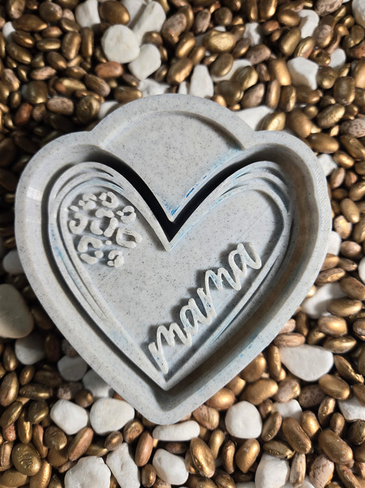 Mama Heart Mold