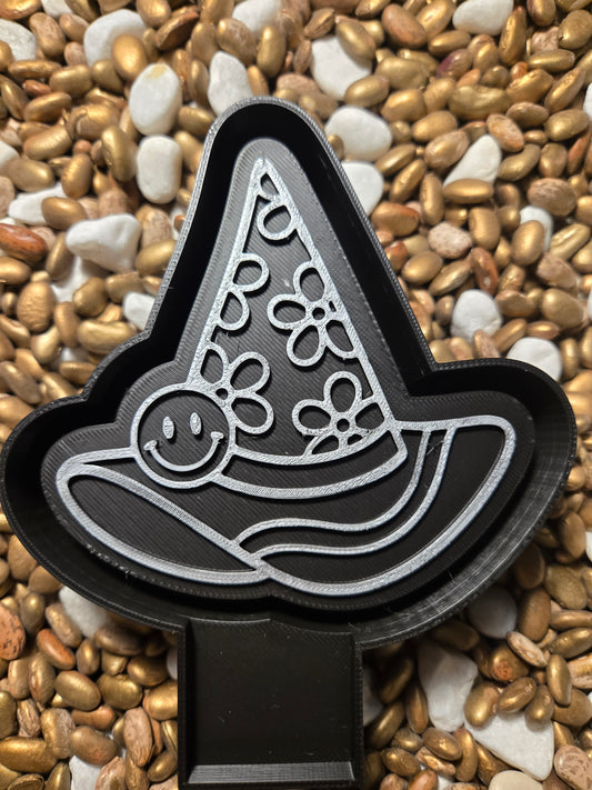 1650. Witch Hat Freshie Mold