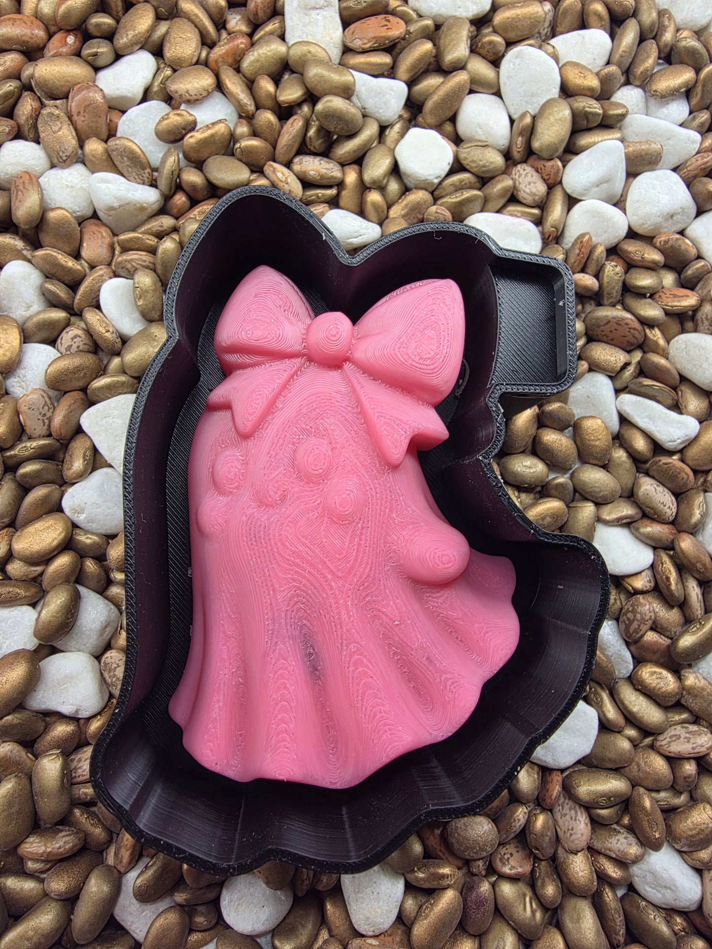 2858. 3d Female Ghost Freshie Mold