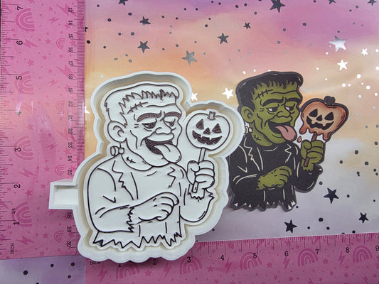 3452. Frankenstein House Card Stock Freshie Mold