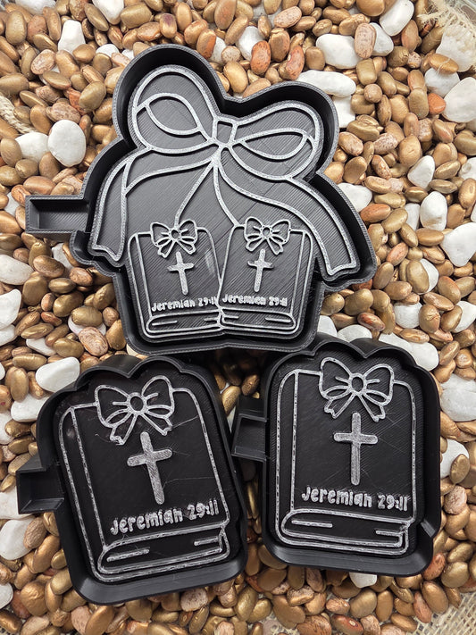 Bible Freshie Mold/Vent