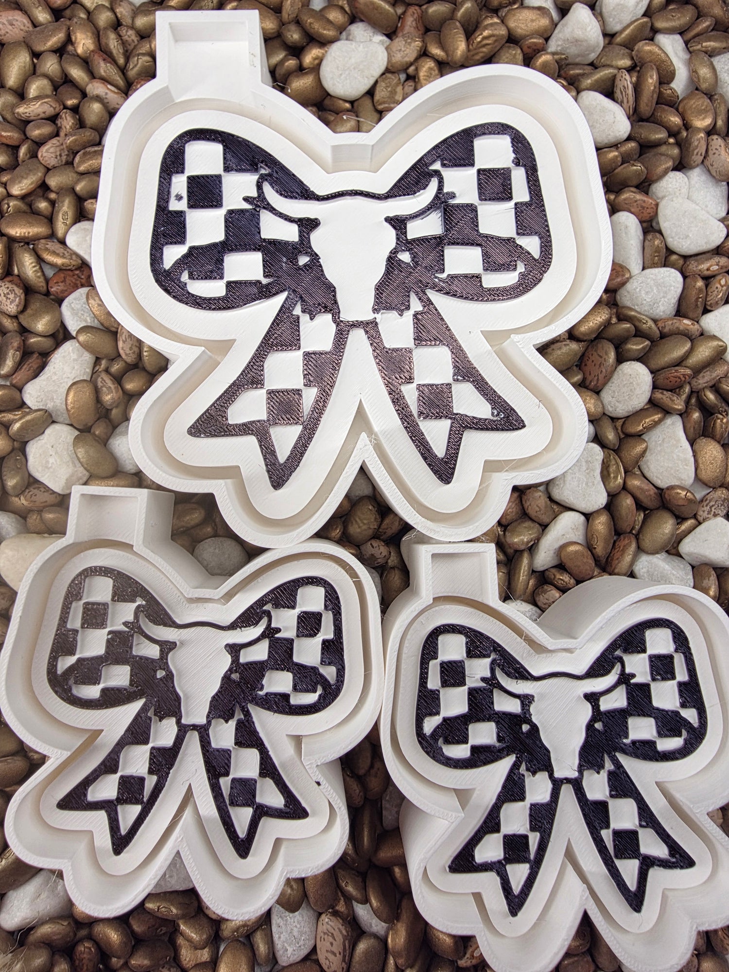 Bull Bow Mold/Vent Clips