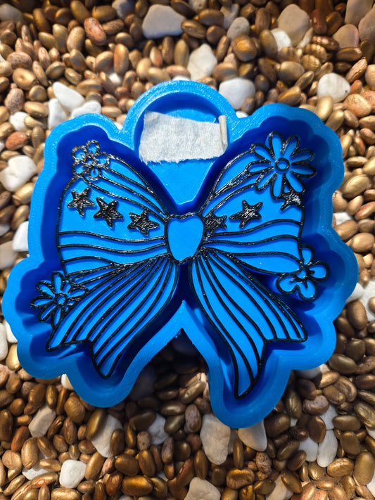 Flag Bow Freshie Mold