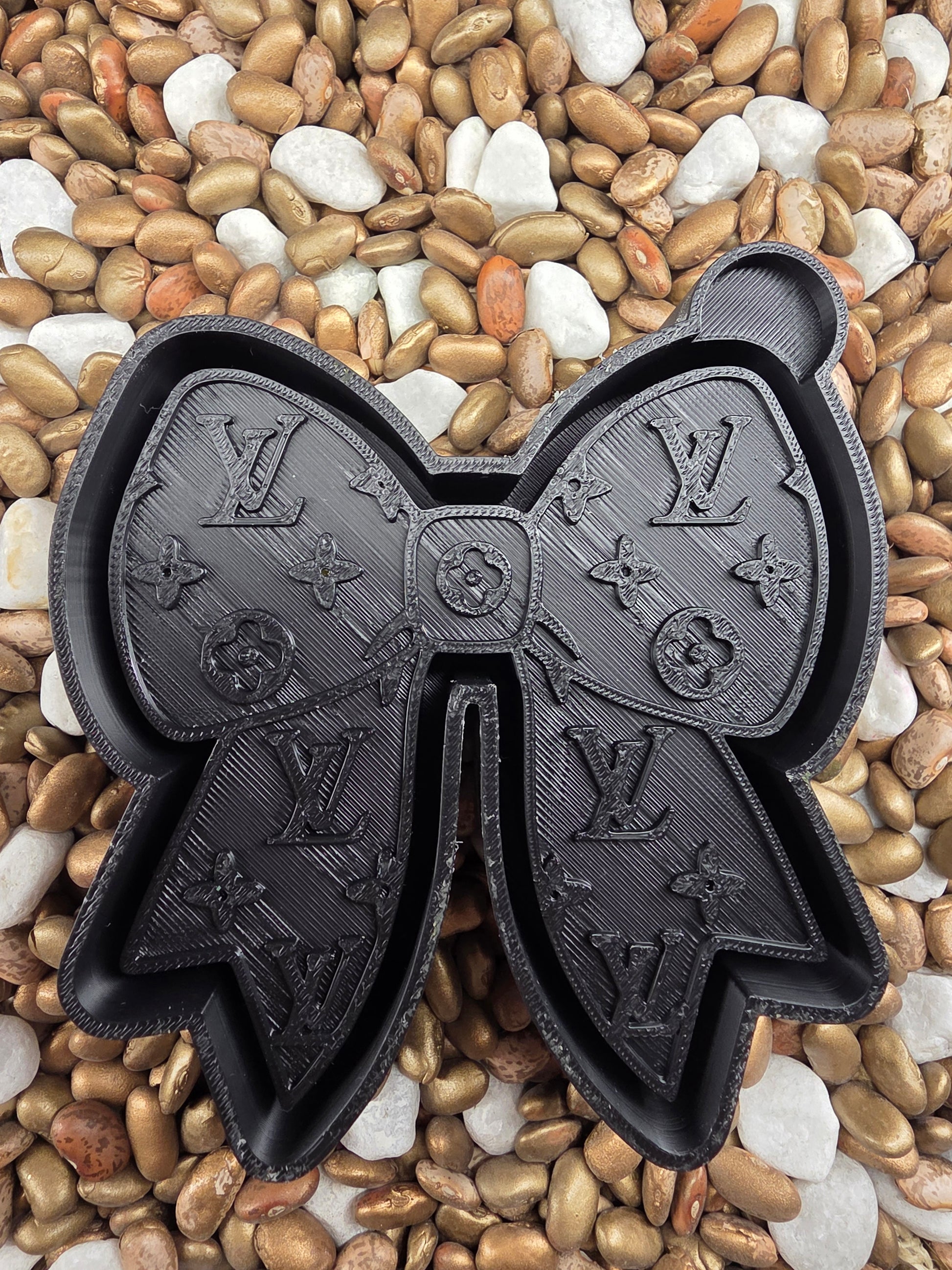LV Bow Freshie Mold