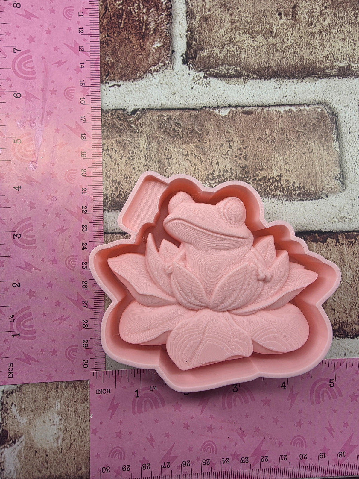 Lily Pad Frog Freshie Mold 