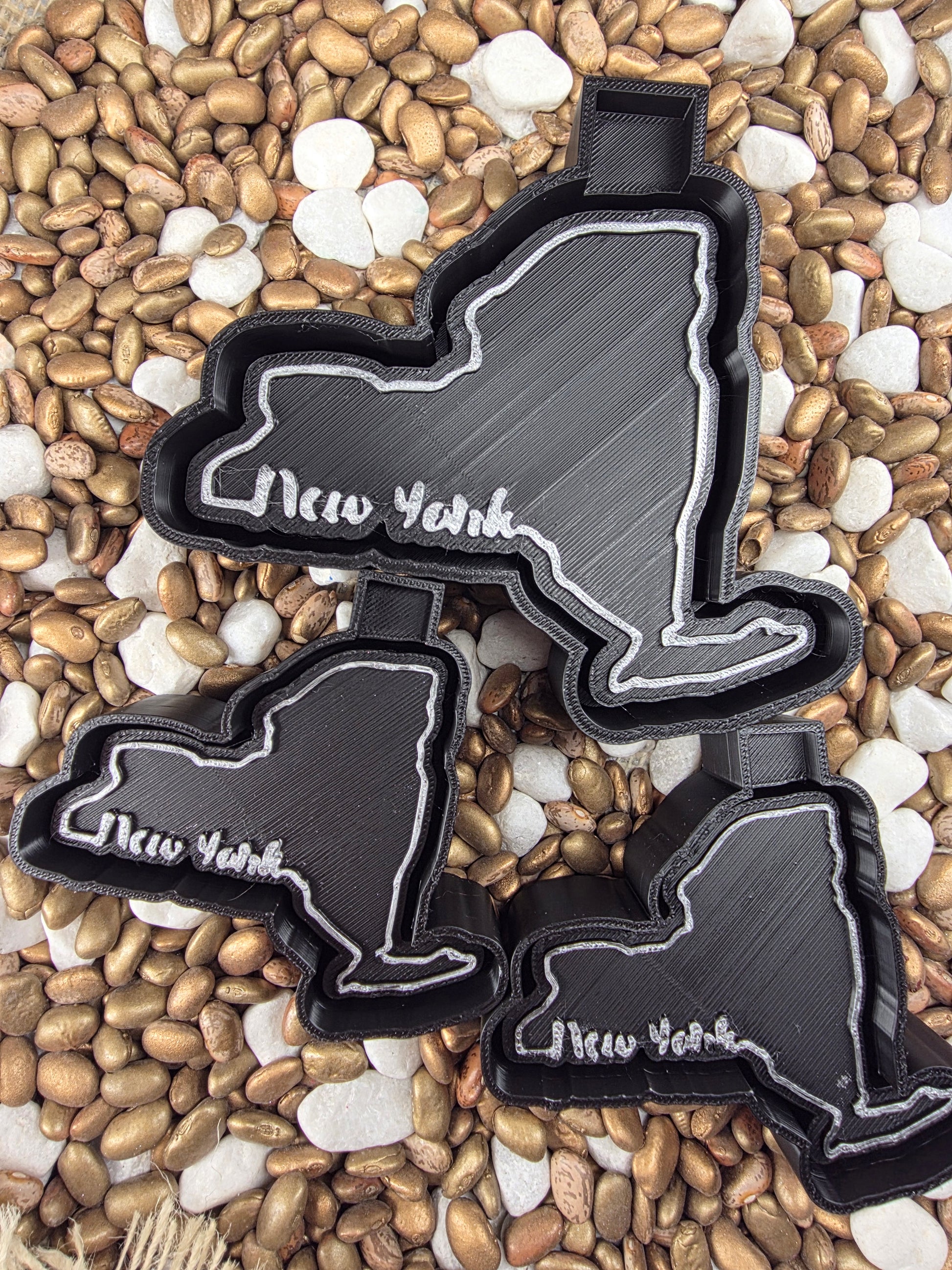  New York Freshie Mold/ Vent Clip