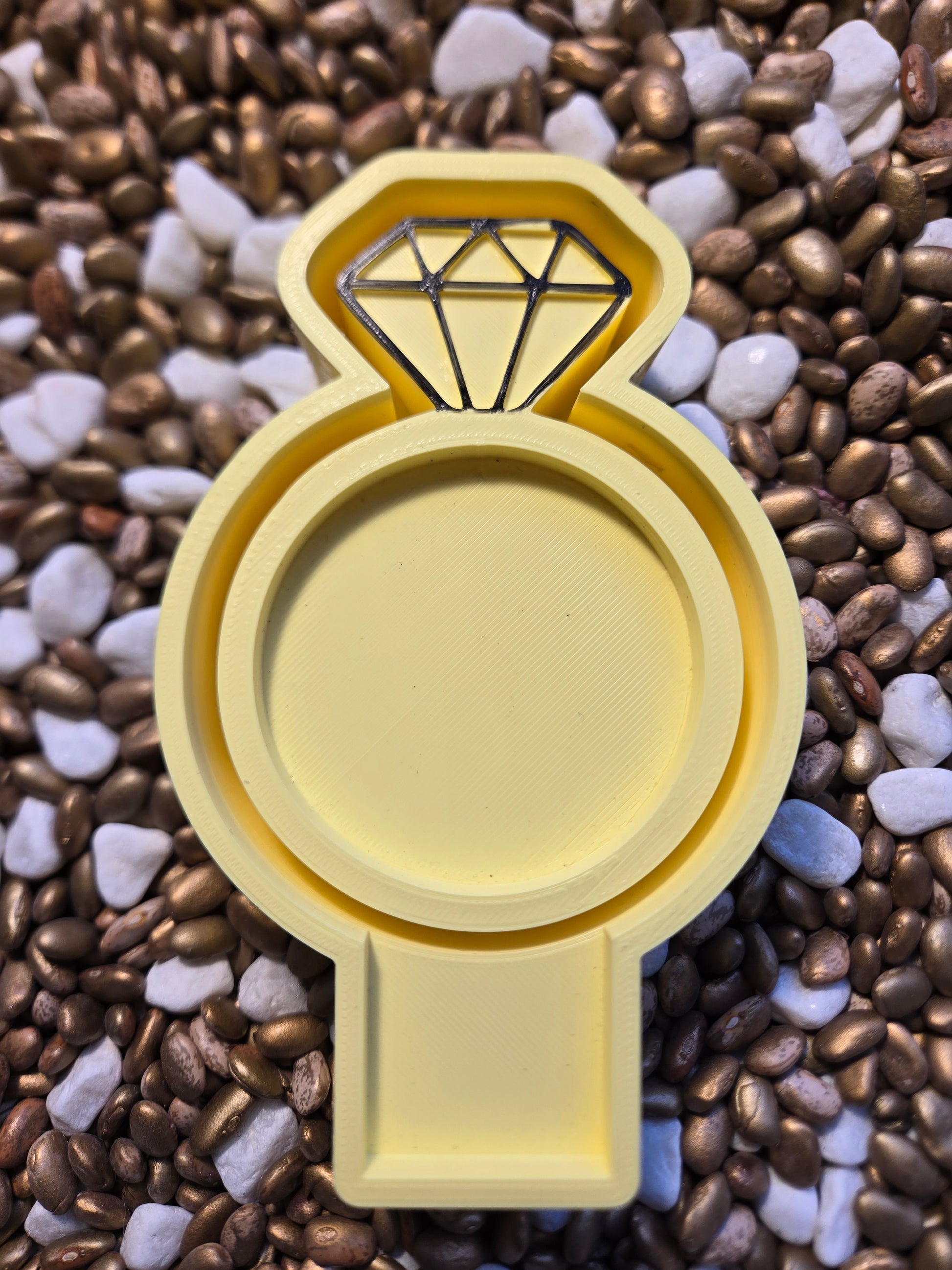 Ring Shaker Freshie Mold