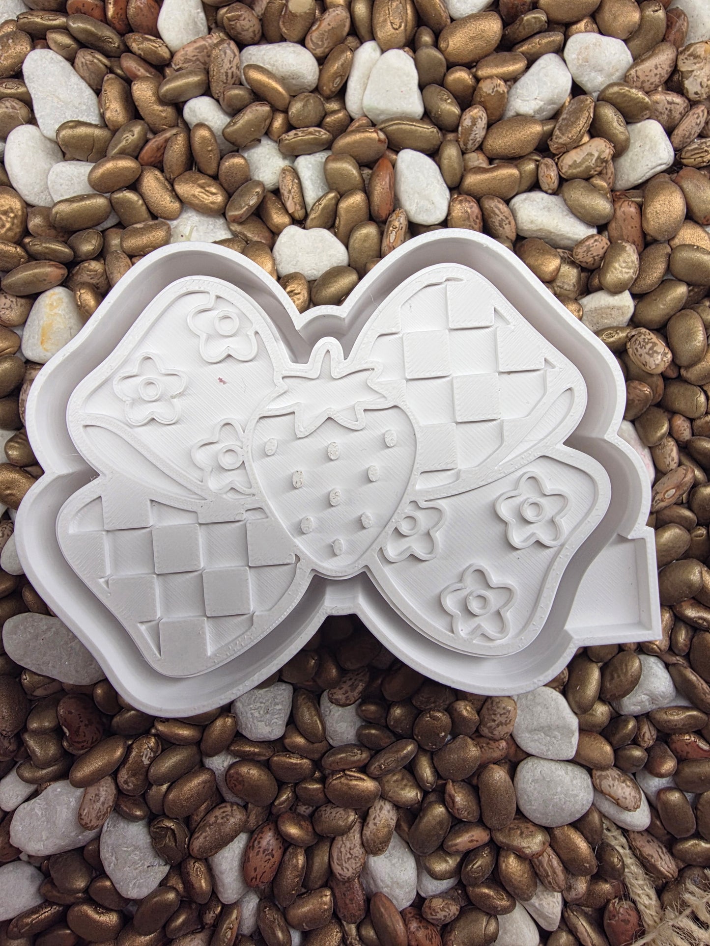 Strawberry Bow Freshie Mold