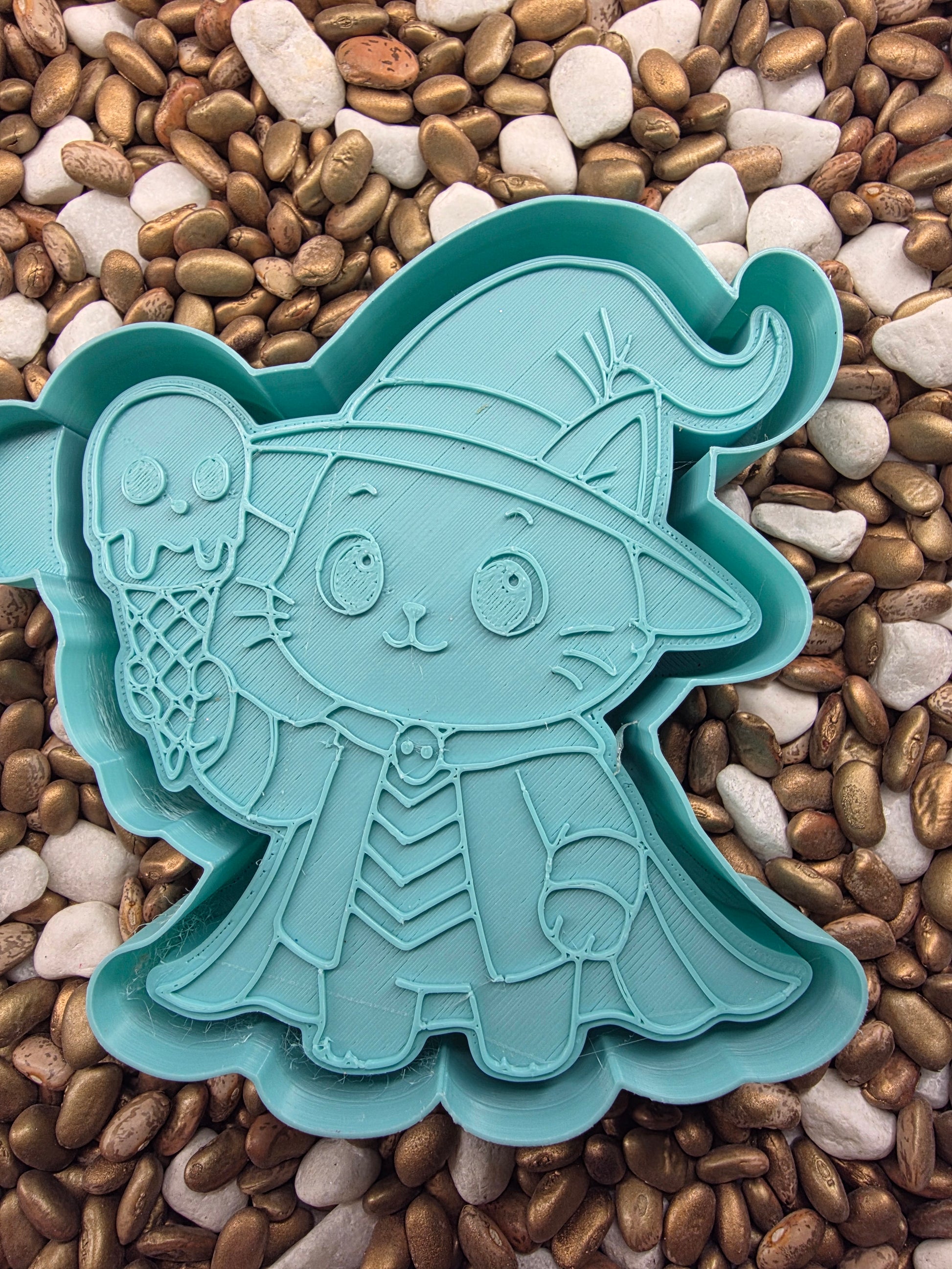 Witch Cat Freshie Mold